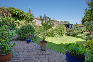 Patio/Garden- click for photo gallery